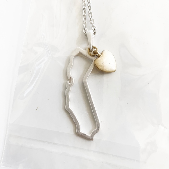 Cents of Style California State Charm Necklace - Picture 3 of 4